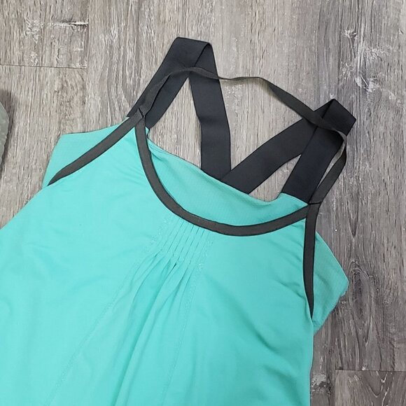 Lululemon * Awareness Tank * Mint Green Aqua * 8 - Picture 2 of 9